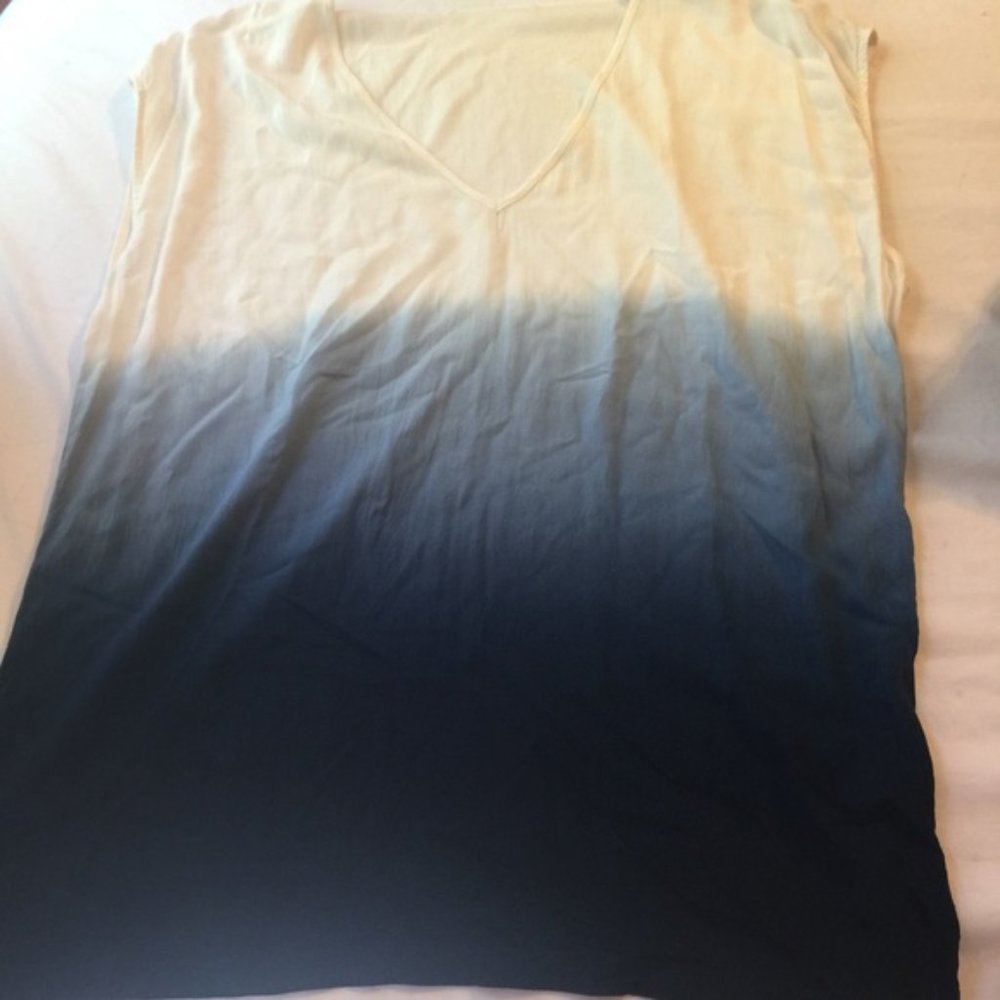 VINCE BLUE BLUE GRADIENT TOP
